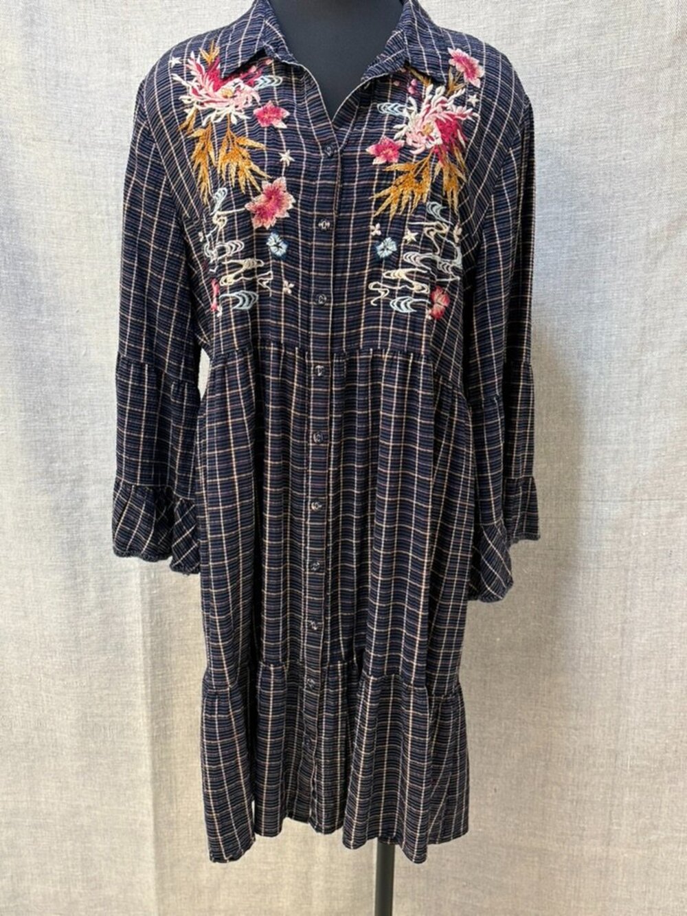 Johnny Was Emiko Easy Tiered Dress, Navy Plaid XL - Picture 4 of 16